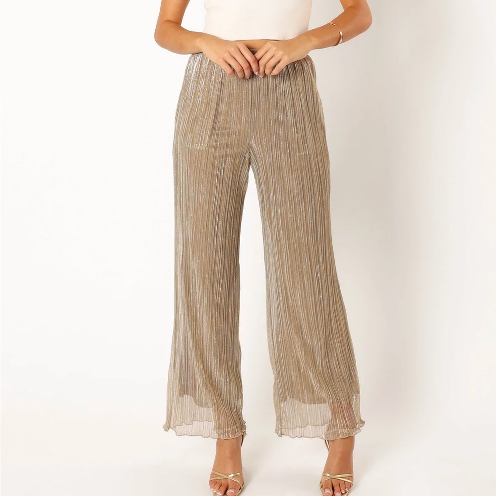 NWT LARGE PETAL AND PUP Walker Plisse Party Pants